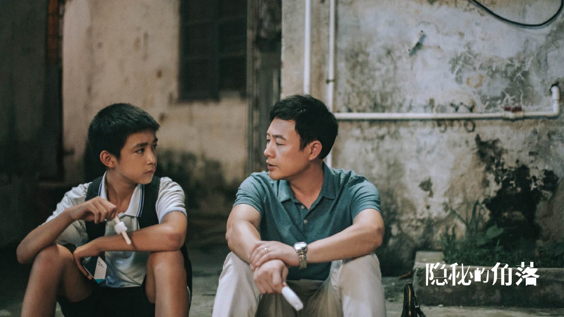 塞内加尔队前锋马丁内斯在巴黎奥运会上表现出色，马丁内斯踢什么位置