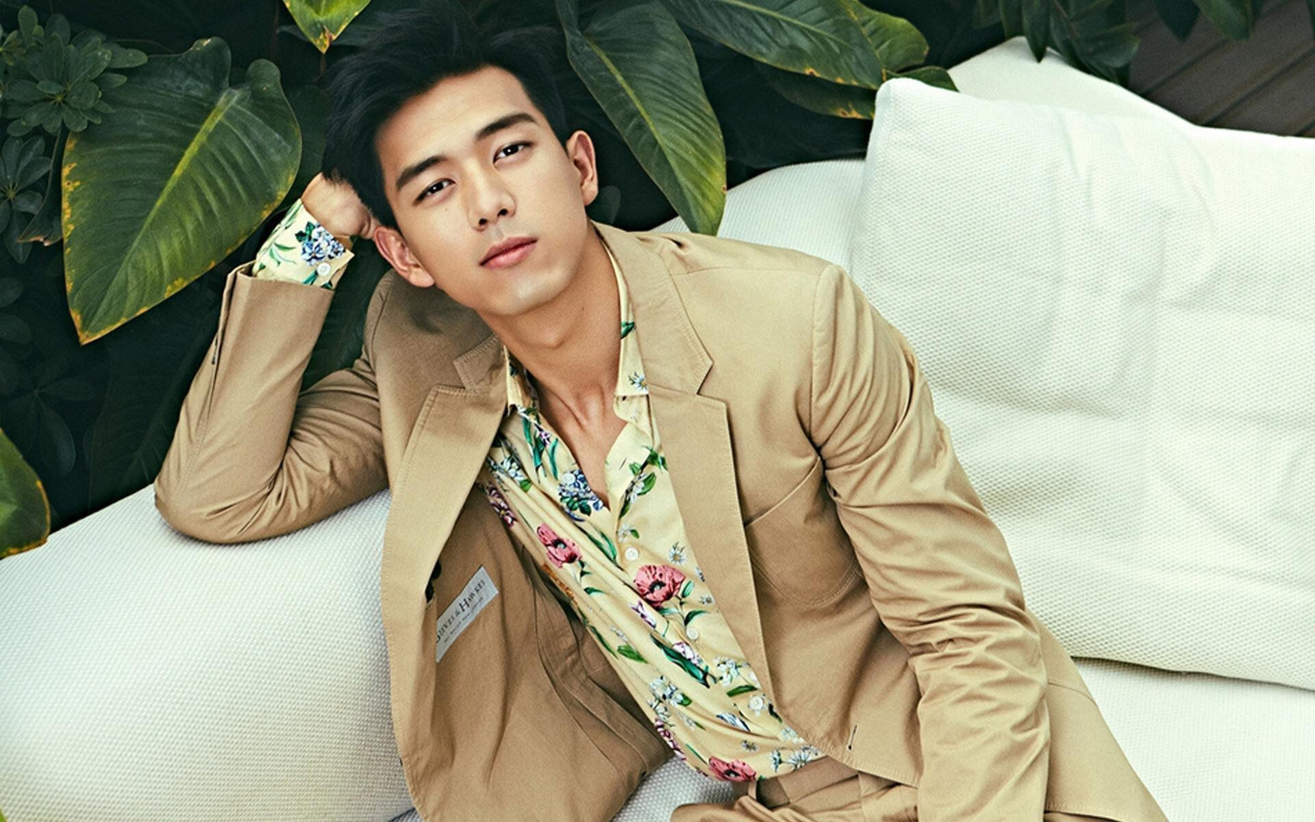 开云体育官方网站登陆-智能虚拟车队：AI助力比赛策略，智能车模拟